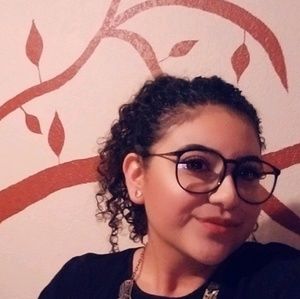 Meet your Posher, Jazmin